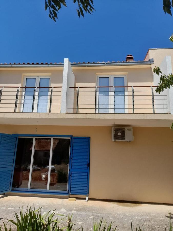 Holiday Home Anita Unesic Exterior foto