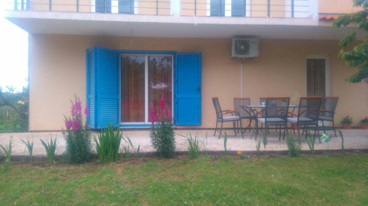 Holiday Home Anita Unesic Exterior foto